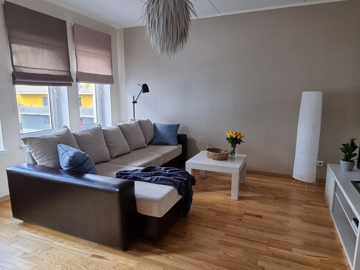 R63 With Terrace Íbúð *